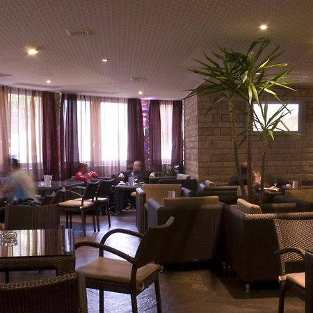 Hotel Restaurant La Porte D'Octodure Martigny Exterior foto